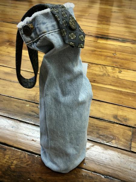 raw edge distressed denim + gray geometric tie wine sleeve picture