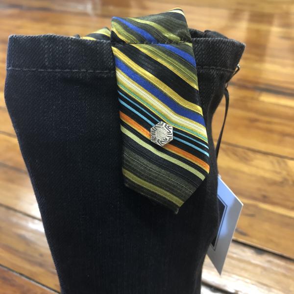 black zip denim + bright stripe tie wine sleeve picture