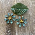 Vintage Aqua Flower