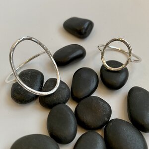 open oval rings