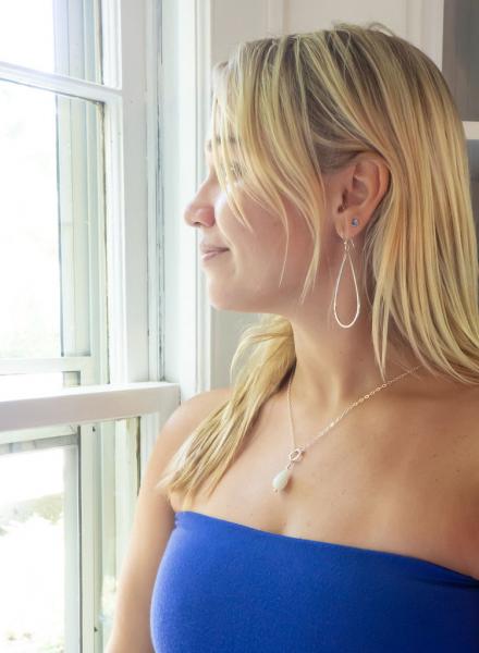 hammered teardrop earrings picture