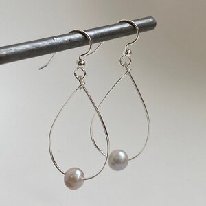 delicate pearl teardrop earrings picture