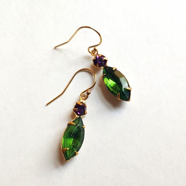 Vintage emerald green and purple rhinestone earrings picture