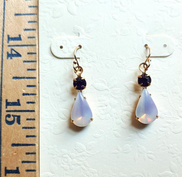 Vintage pale lavendar and amethyst rhinestone earrings picture