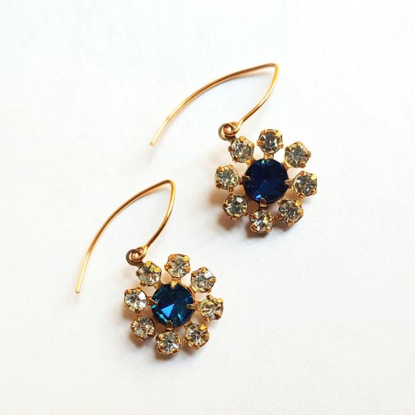 Vintage blue flower rhinestone earrings