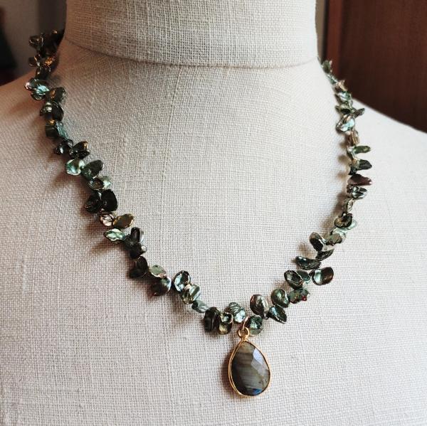Pearl and labradorite necklace picture