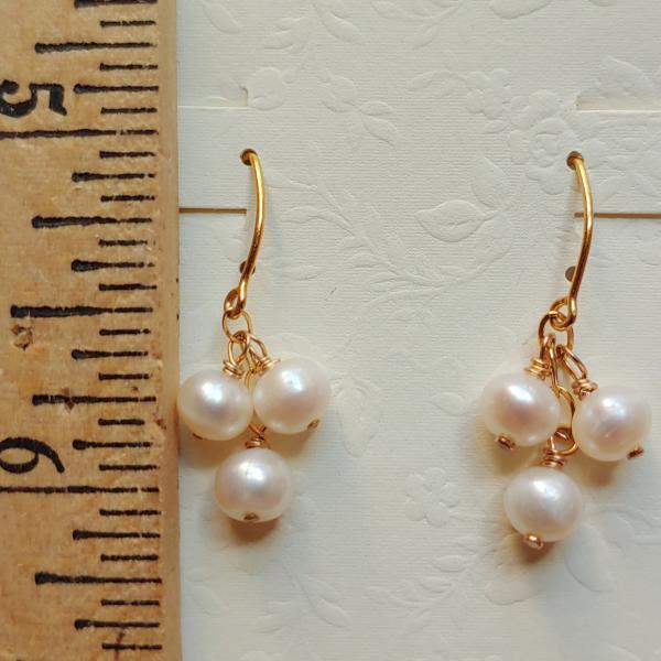 Pearl Earrings picture