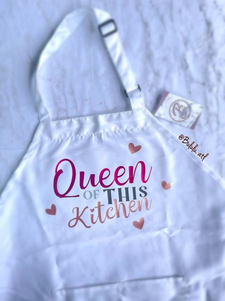Kitchen Queen Apron picture