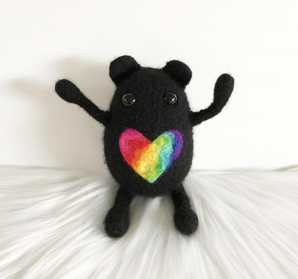 Rainbow Heart Kiddo picture