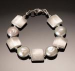 Coin Pearl Bracelet - 7.5"