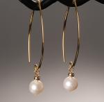 White Pearl Curve Earrings on Vermeil