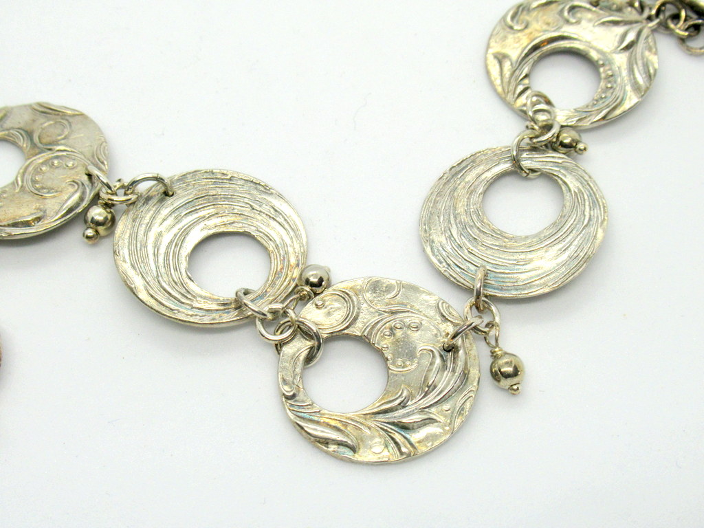 Textured Rings Bracelet picture