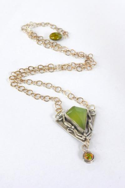 Green Chalcedony Necklace picture