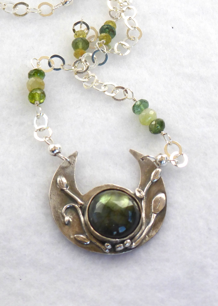 Green Labradorite Necklace picture