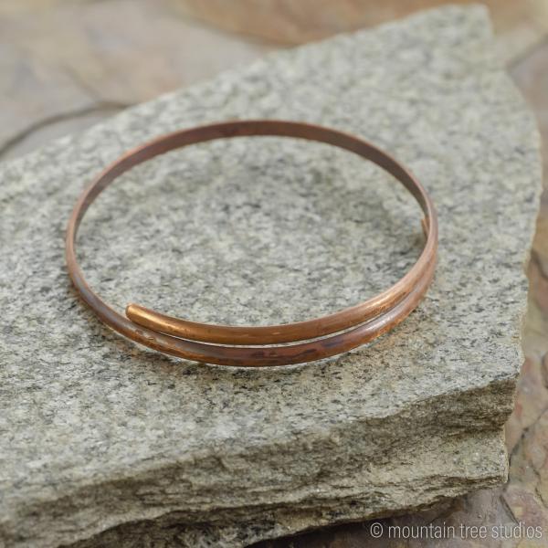 Double-wrap copper bracelet