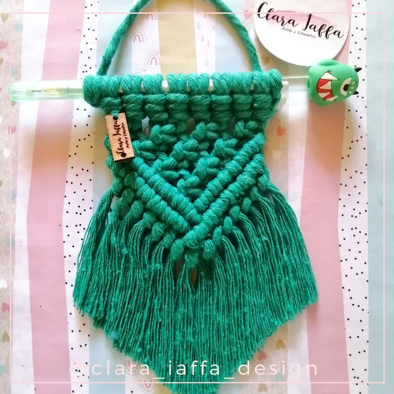 Mini Tapiz Colorido Lapicera picture