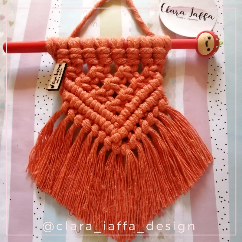 Mini Tapiz Colorido Lapicera picture