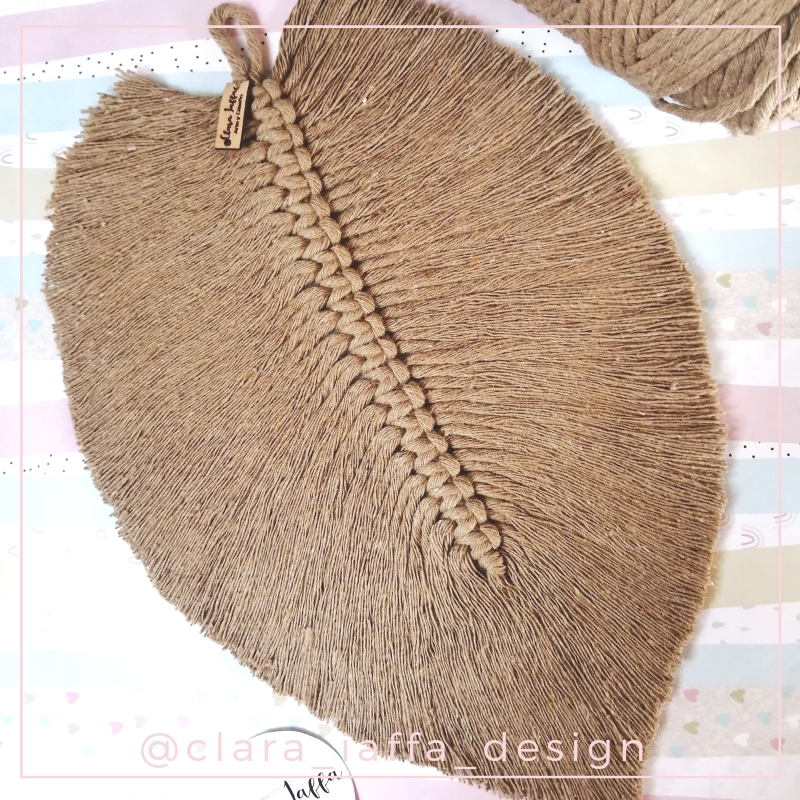 Hojas 30cms en Macrame picture