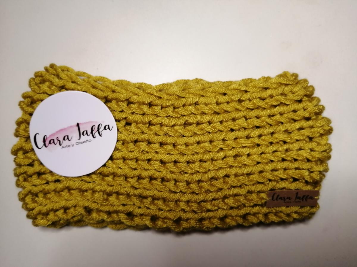 Bandanas/Binchas/Tiaras picture