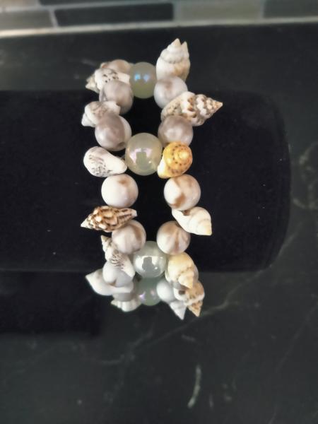 Double layer Shell and Bead bracelet