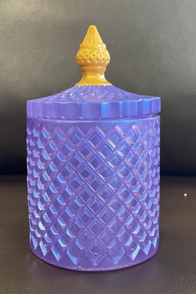 Pillar candle/jewelry container picture