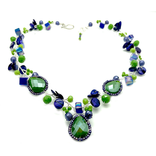 AVENTURINE AND BLUE NECKLACE picture
