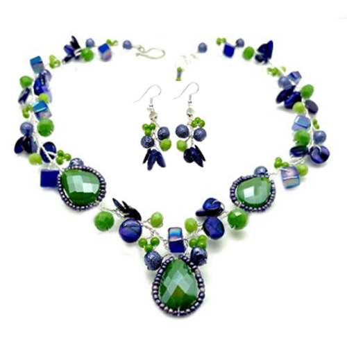 AVENTURINE AND BLUE NECKLACE picture