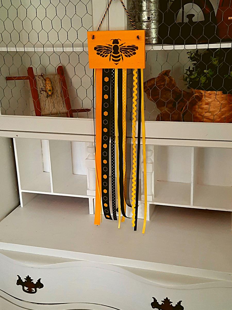 Mini Bee Hanger with Ribbon Streamers picture
