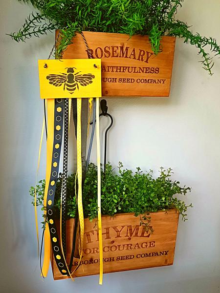 Mini Bee Hanger with Ribbon Streamers picture