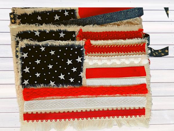 Fringed Bottom American Flag Garland picture