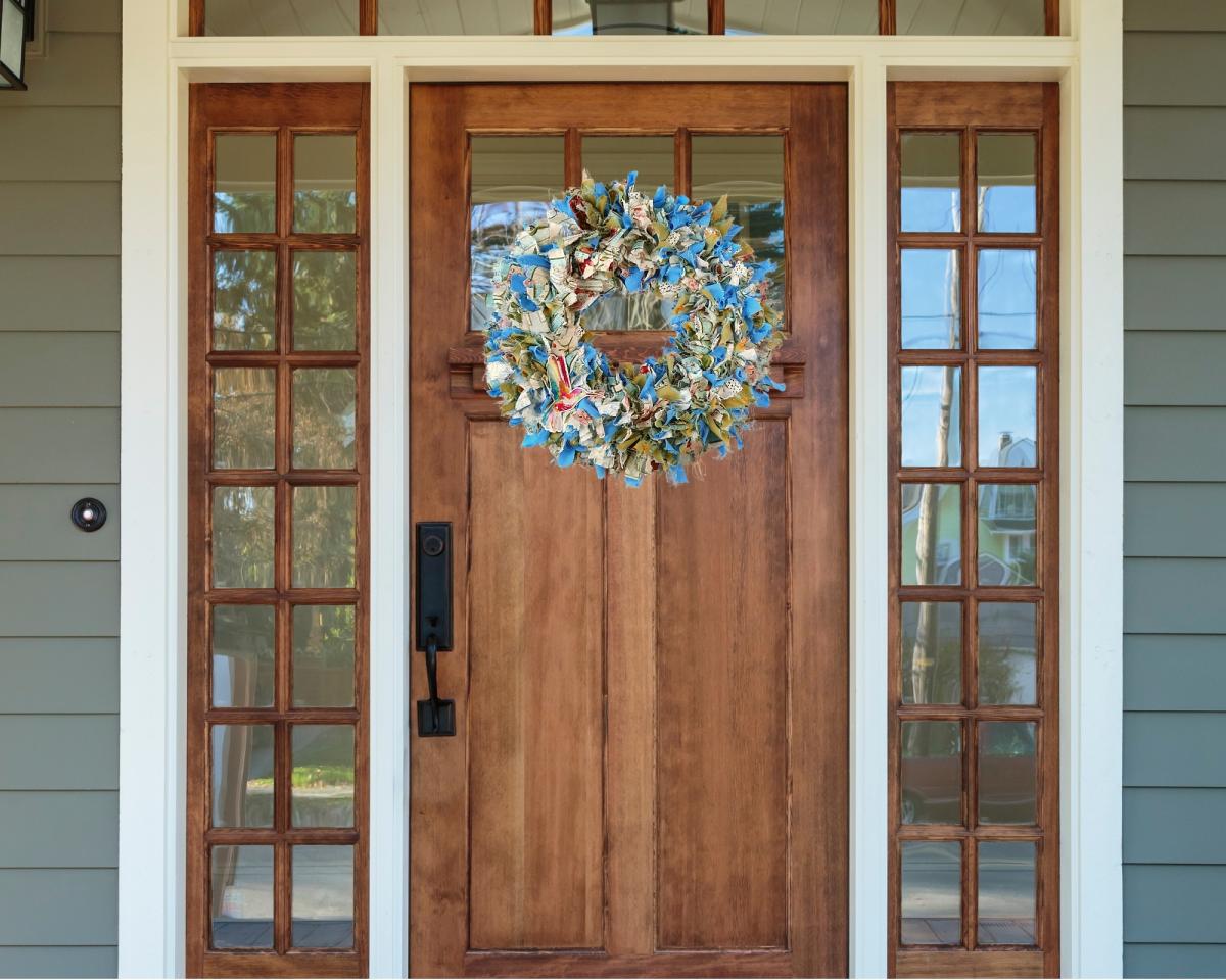 Hummingbird Rag Wreath picture