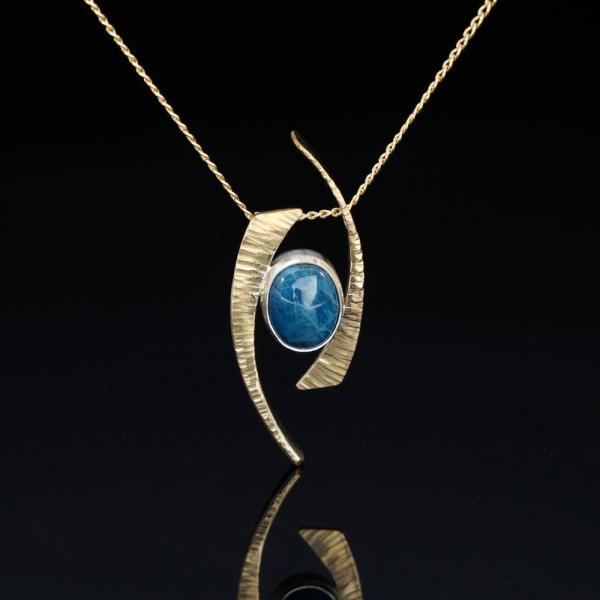 Apatite Bypass Necklace picture