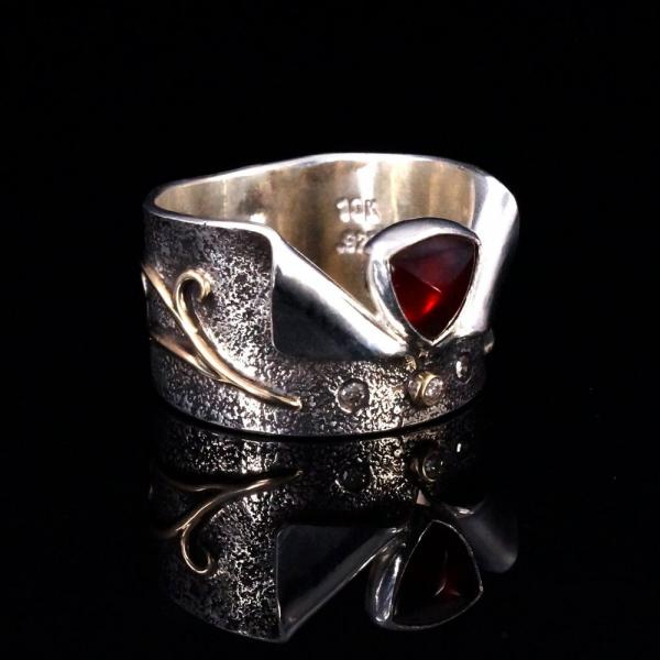 Diamond and Garnet Ring picture