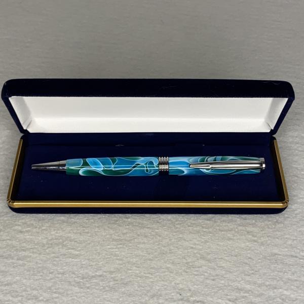 Beautiful acrylic hand-turned pen.