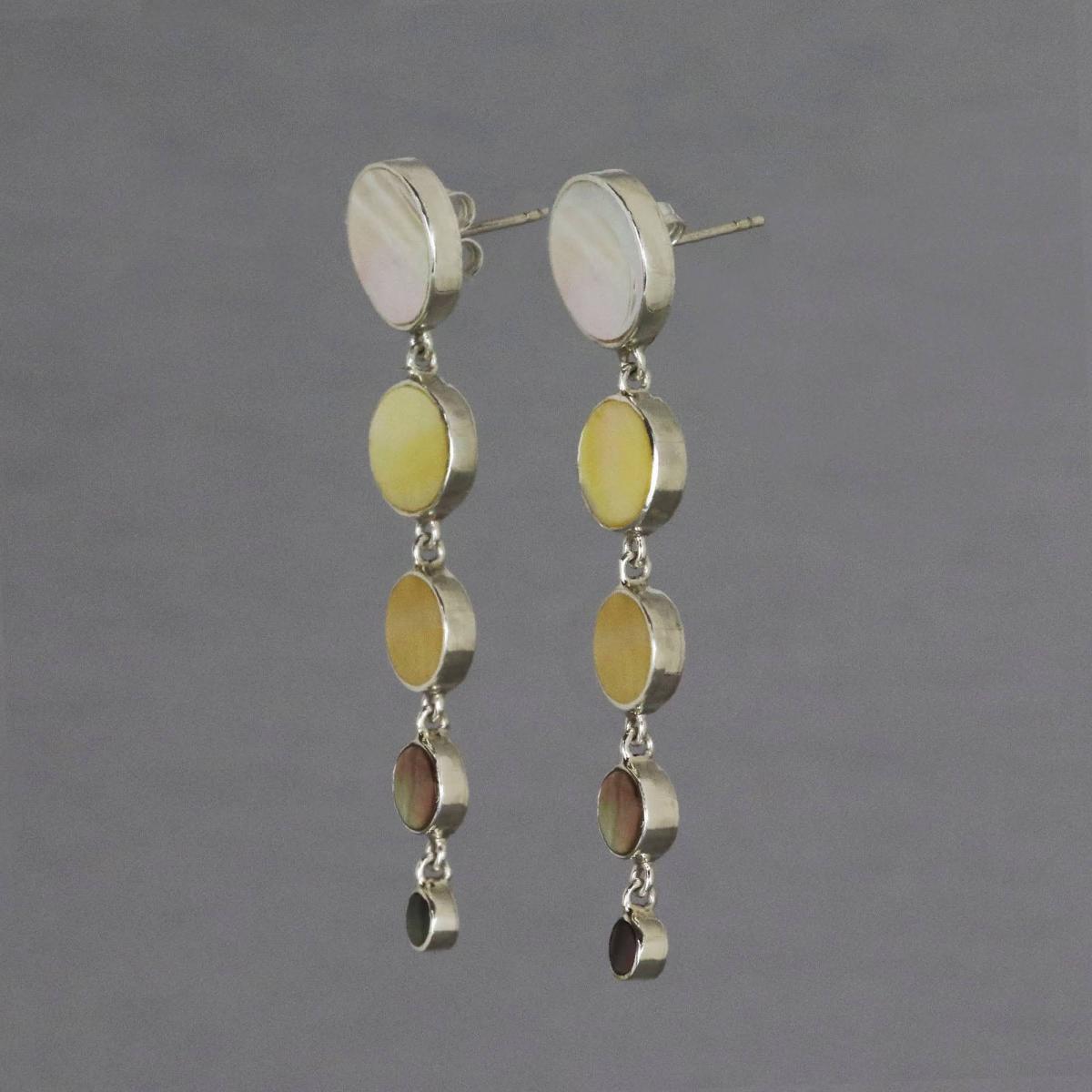 Queen Earrings picture