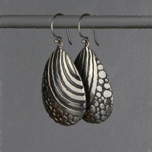Pebbles and Waves Earrings picture