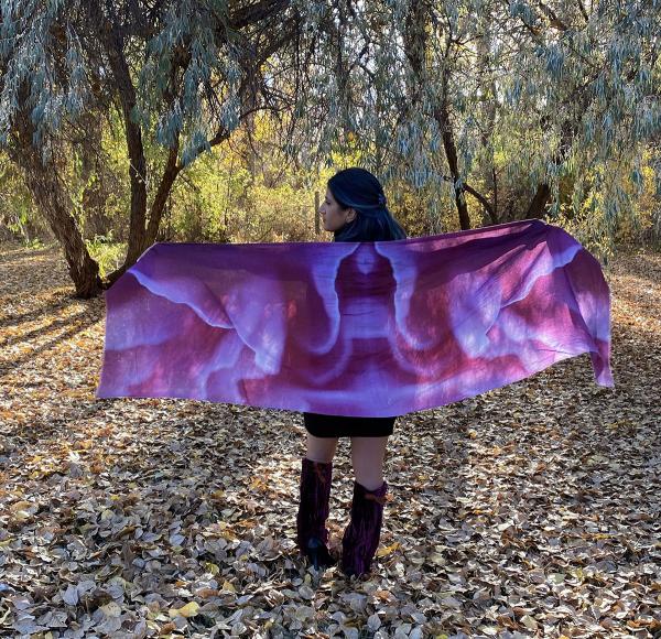 Magenta Edge Gazelle Shawl picture