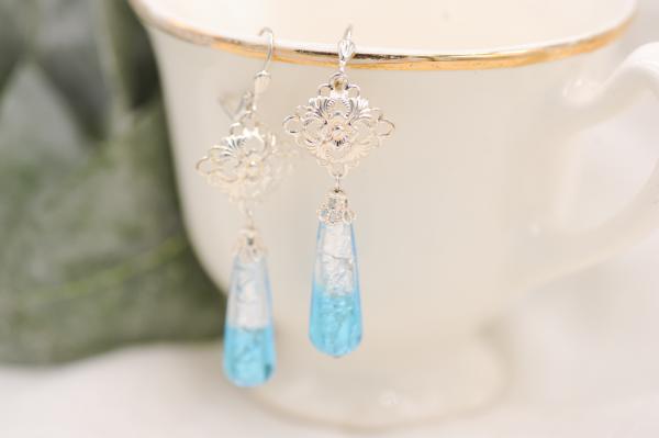 Raindrop earrings picture