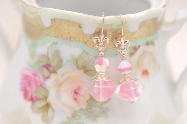 Pink givre glass earrings picture