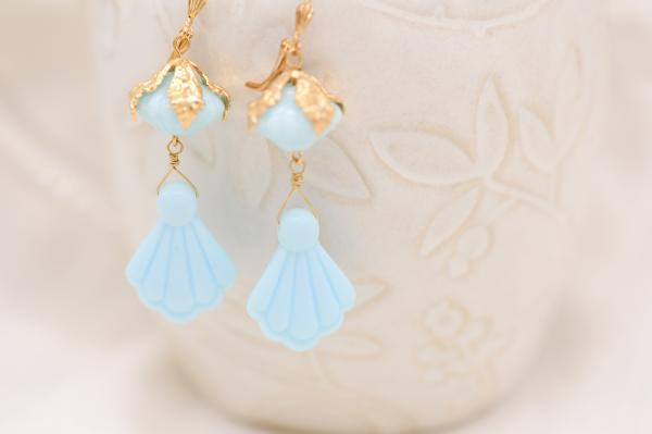 Vintage blue earrings picture