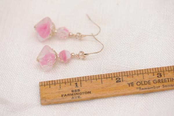 Pink givre glass earrings picture