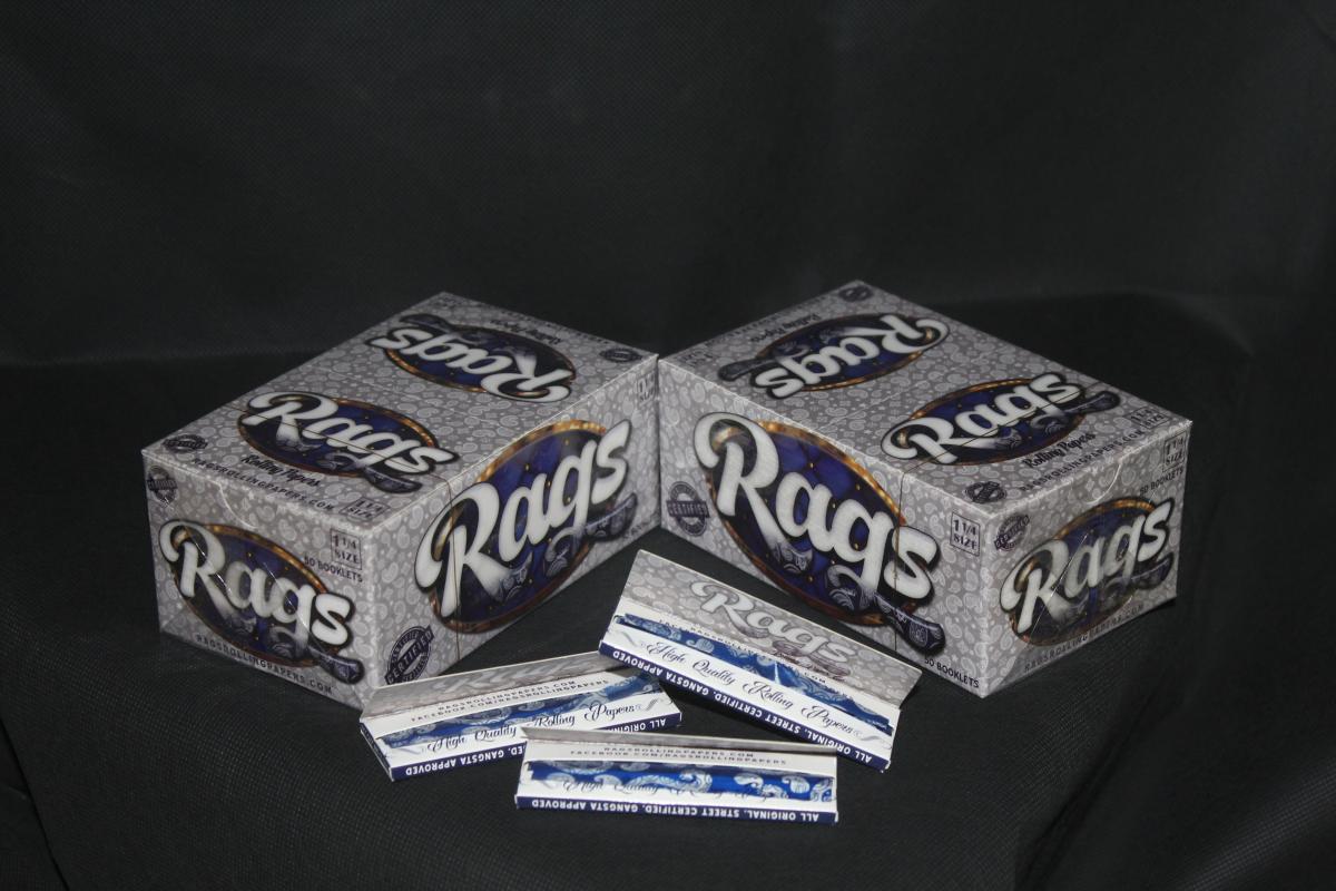 RAGS ROLLING PAPERS 1 -1/4" BOX OF 50 BOOKLETS (BLUE) picture