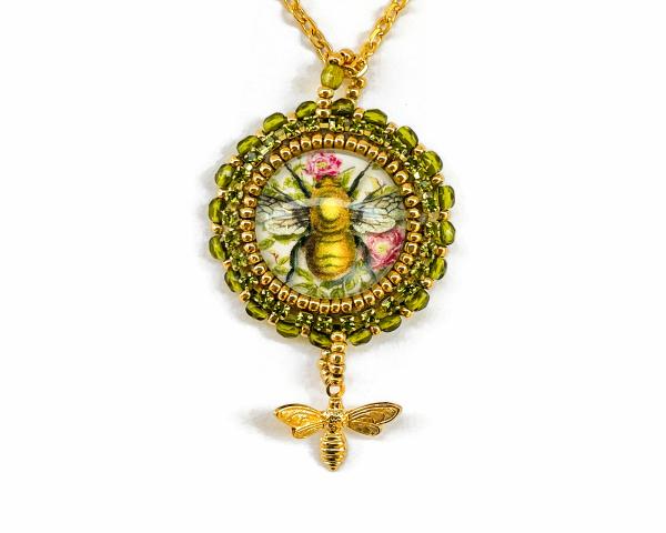 Flight of the Bumblebee Pendant Necklace picture
