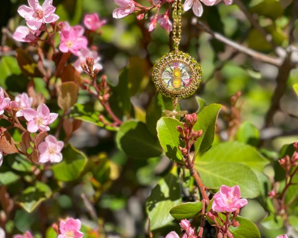 Flight of the Bumblebee Pendant Necklace picture