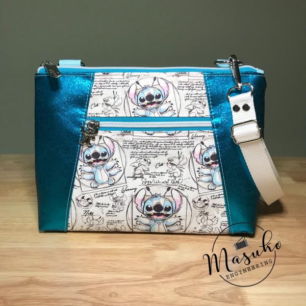 626 - Zippy Crossbody Bag picture