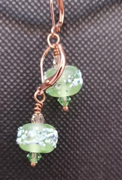 Light green lamp work Earrings picture