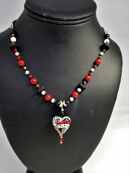 Black and red heart pendant picture