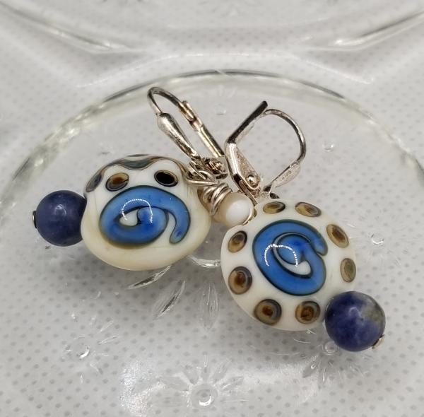 Blue Flowers in Ivory field Round pendant picture