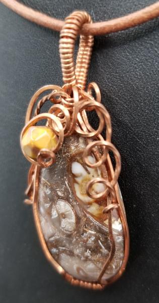 Agate Wire Wrapped Pendant picture