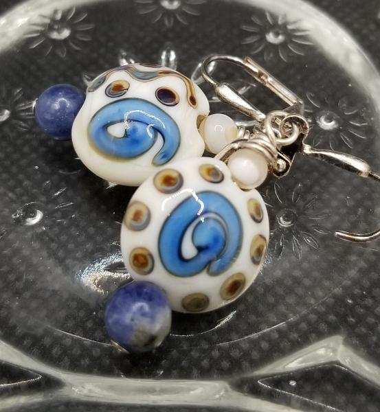 Blue Flowers in Ivory field Round pendant picture